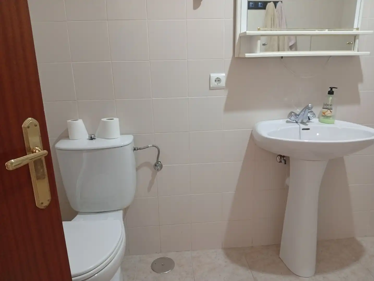 Bathroom of Houses for sale in Talaveruela de la Vera  with Private garden