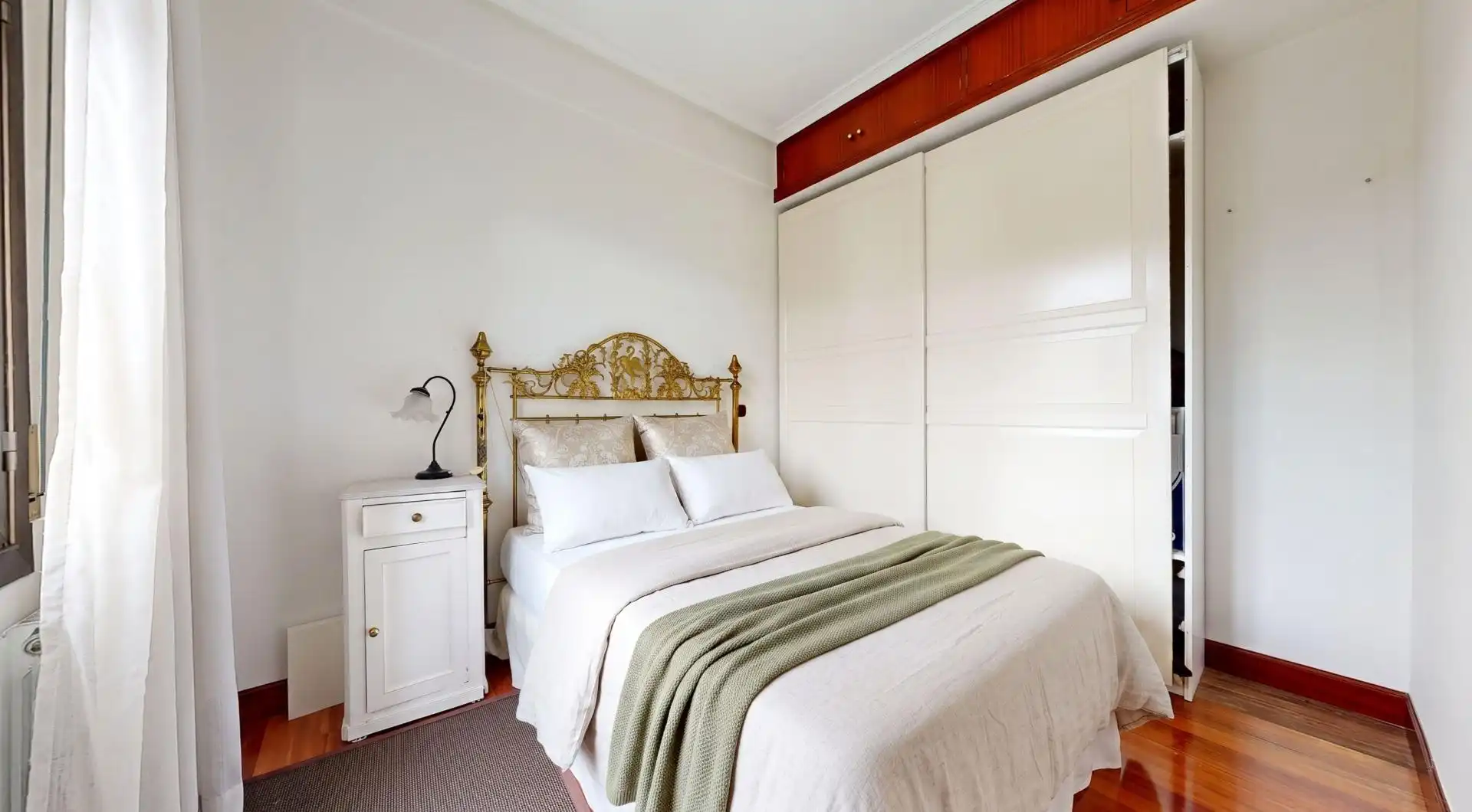 Bedroom of Flat for sale in Bilbao   with Heating