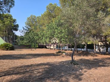 Terreno residencial en venta en La Cañada