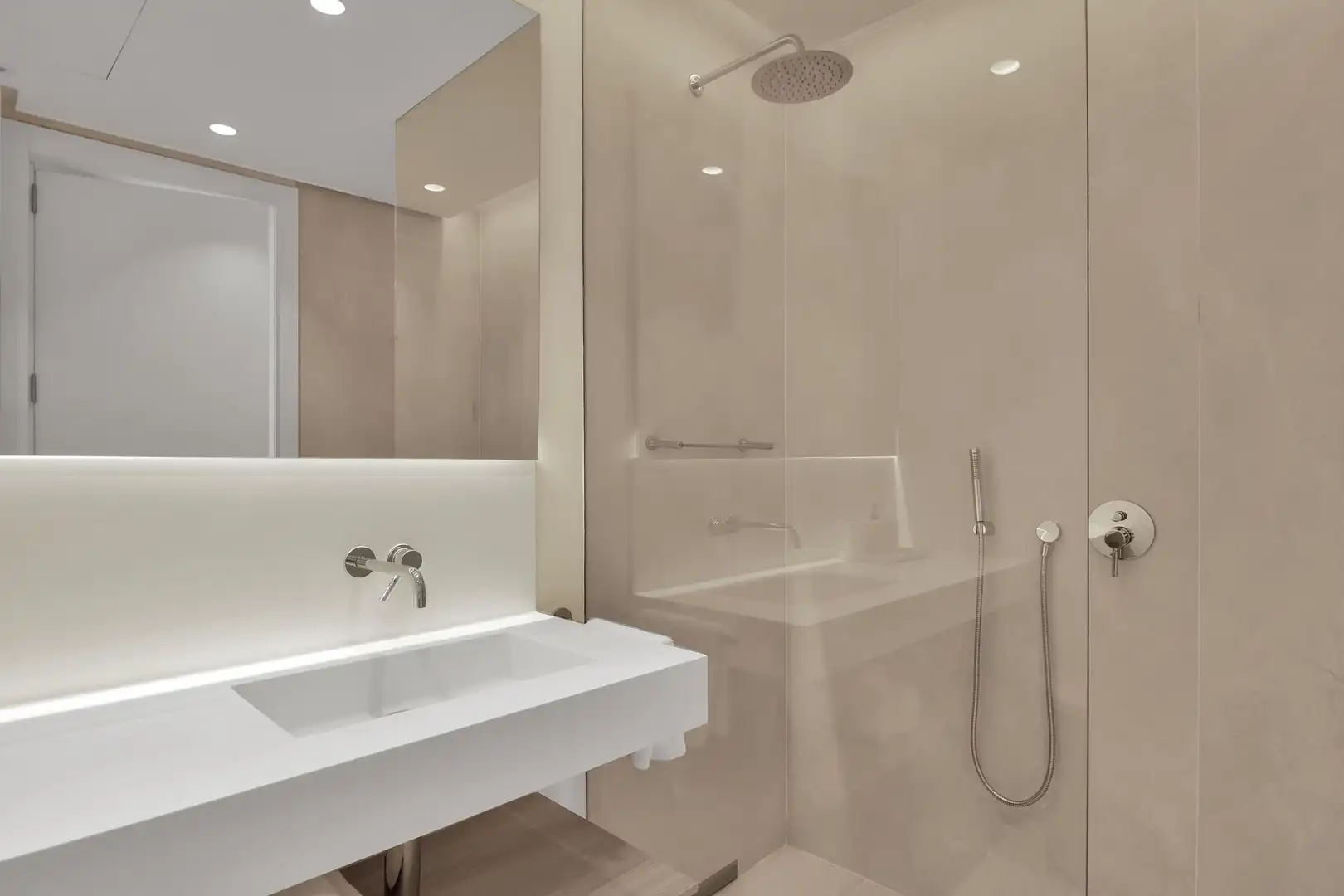 Apartment with pool for sale in 12 Calle Londres, imagen 27