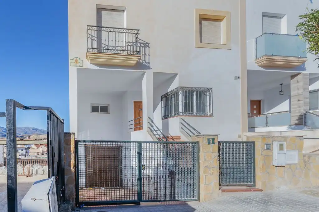 Vista exterior de Casa o xalet en venda en Ugíjar