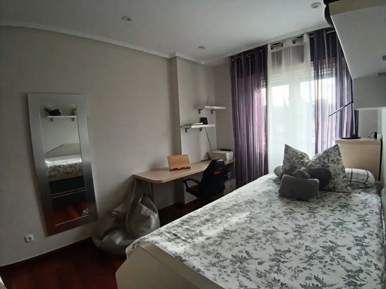 Bedroom of Flat for sale in Colindres  with Terrace and Balcony