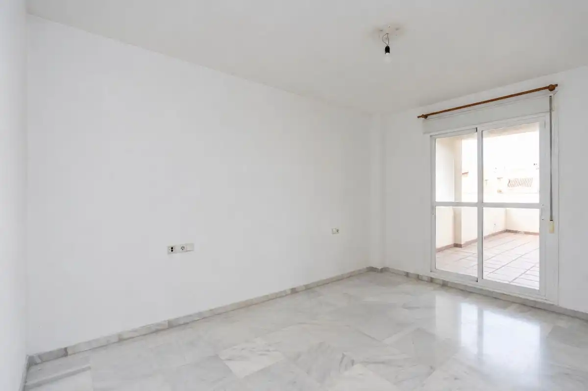 Local en venta en Marbella