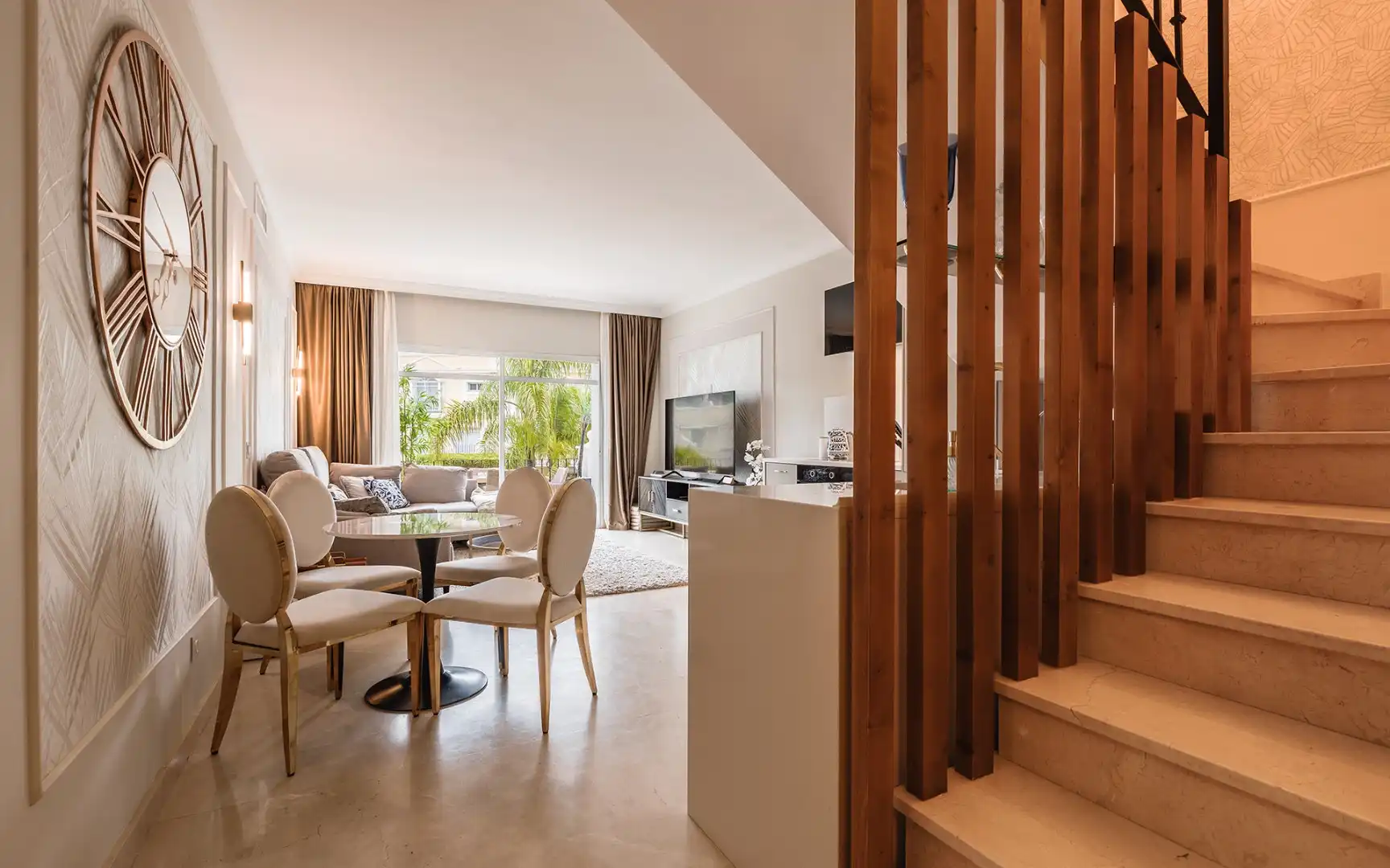 Living room of Duplexes for sale in Marbella  with Air Conditioner, Terrace and Swimming Pool