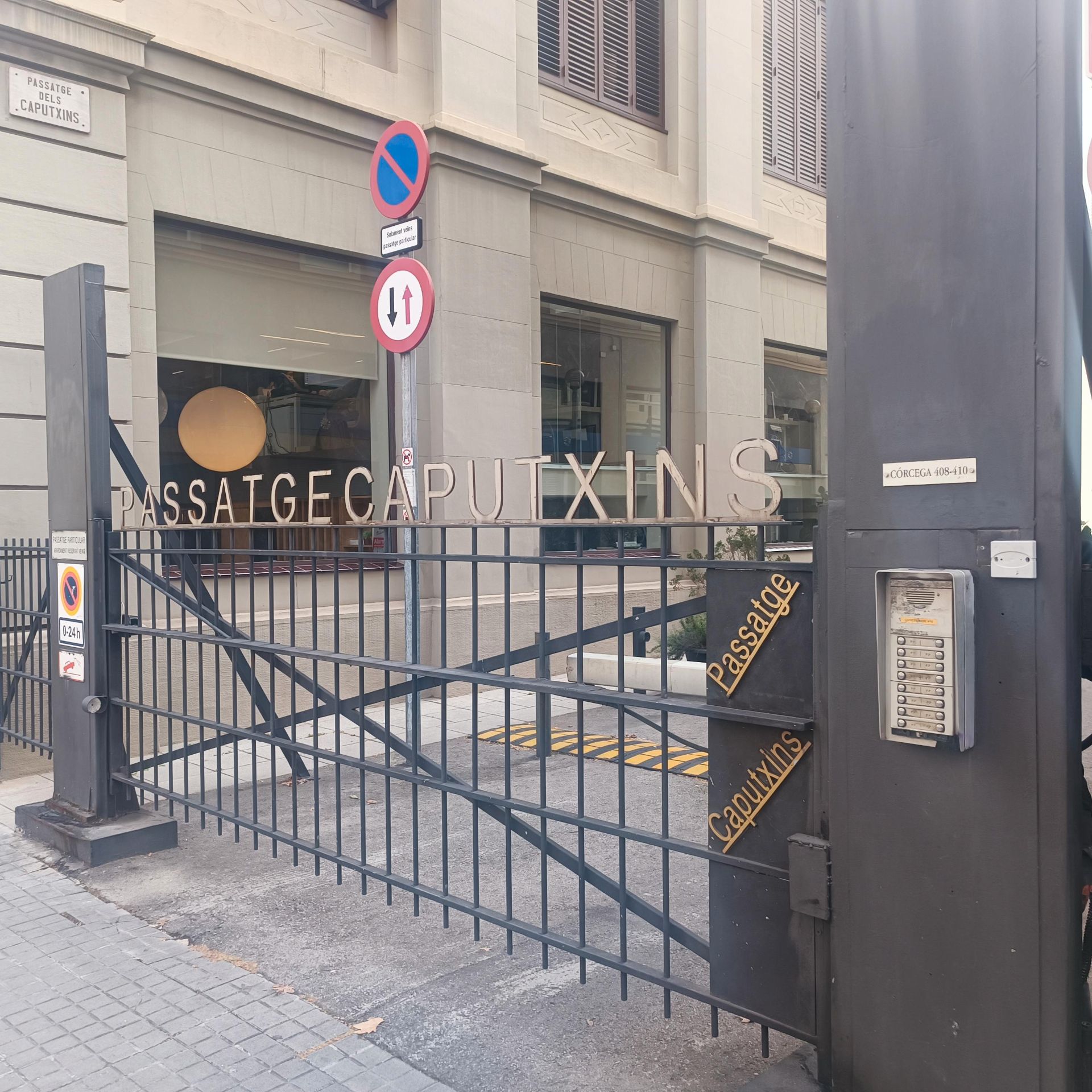 Garage zur Miete in Carrer de Còrsega, 408, Dreta de l'Eixample, Eixample