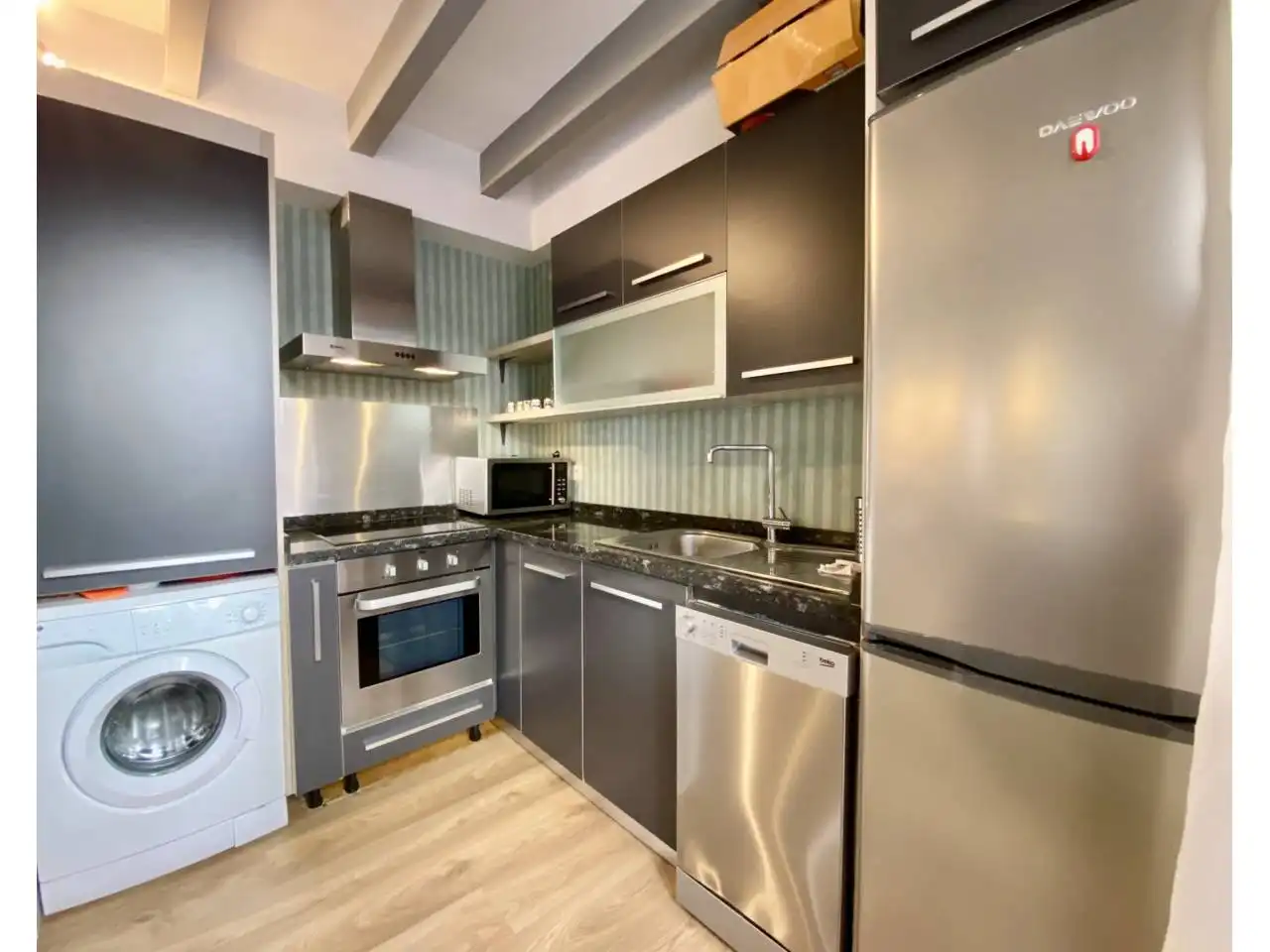 Cuina de Pis en venda en  Palma de Mallorca amb Aire condicionat, Calefacció i Parquet