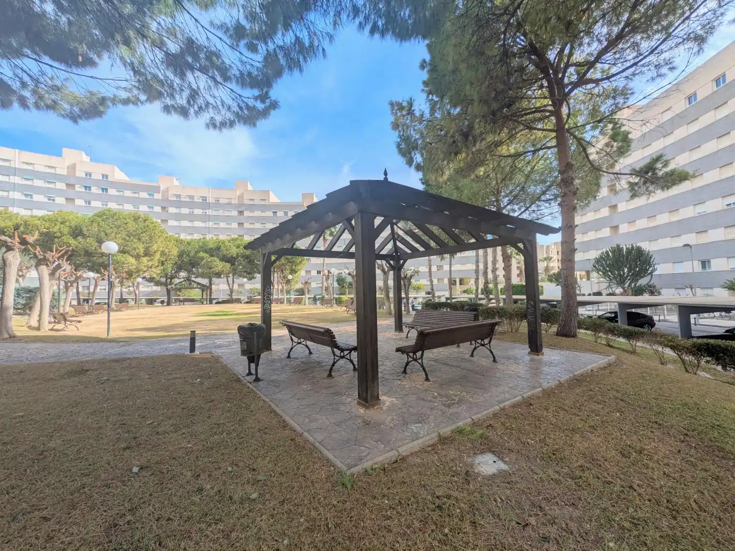Garten von Wohnung zum Verkauf in El Campello mit Balkon und Gemeinschaftspool