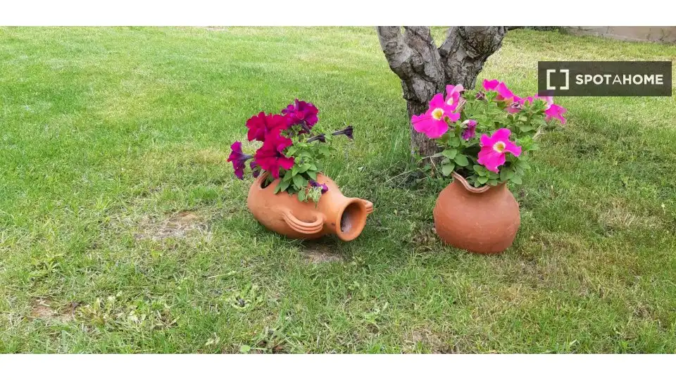 Garden of Flat for share in Sant Quirze del Vallès  with Air Conditioner, Terrace and Furnished