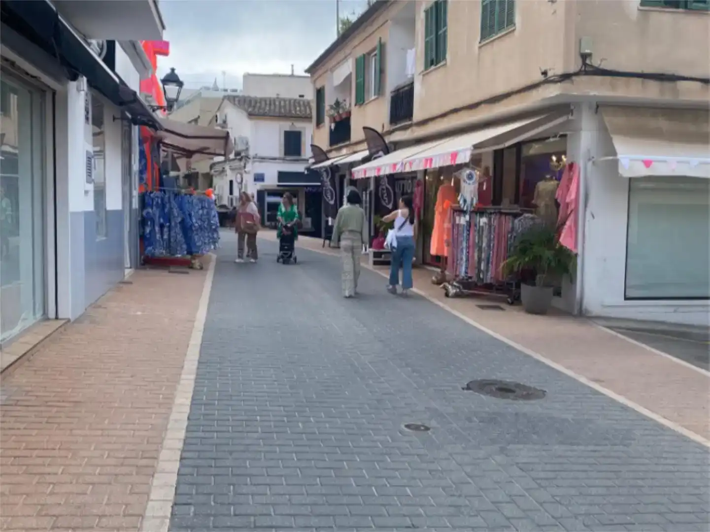Exterior view of Commercial properties for rent in Andratx  with Air Conditioner and Furnished