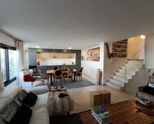 Living room of Duplex for sale in Estepona  with Air Conditioner, Balcony and Alarm