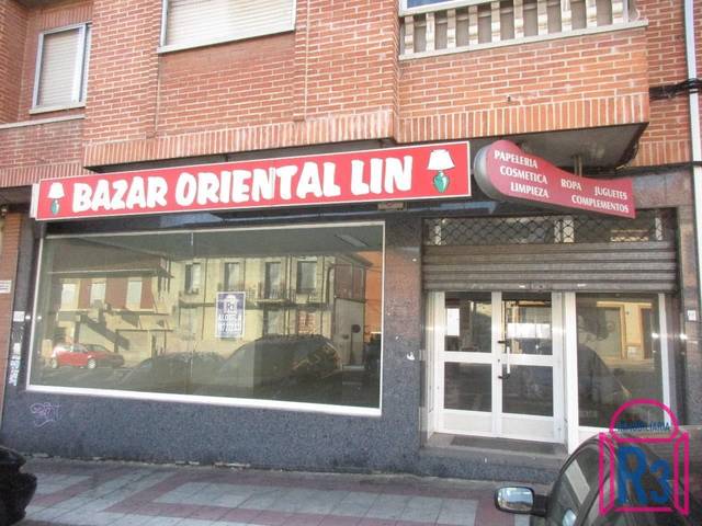 Local comercial en Alquiler en Avenida del Párroco Pablo Díez en Trobajo del Camino