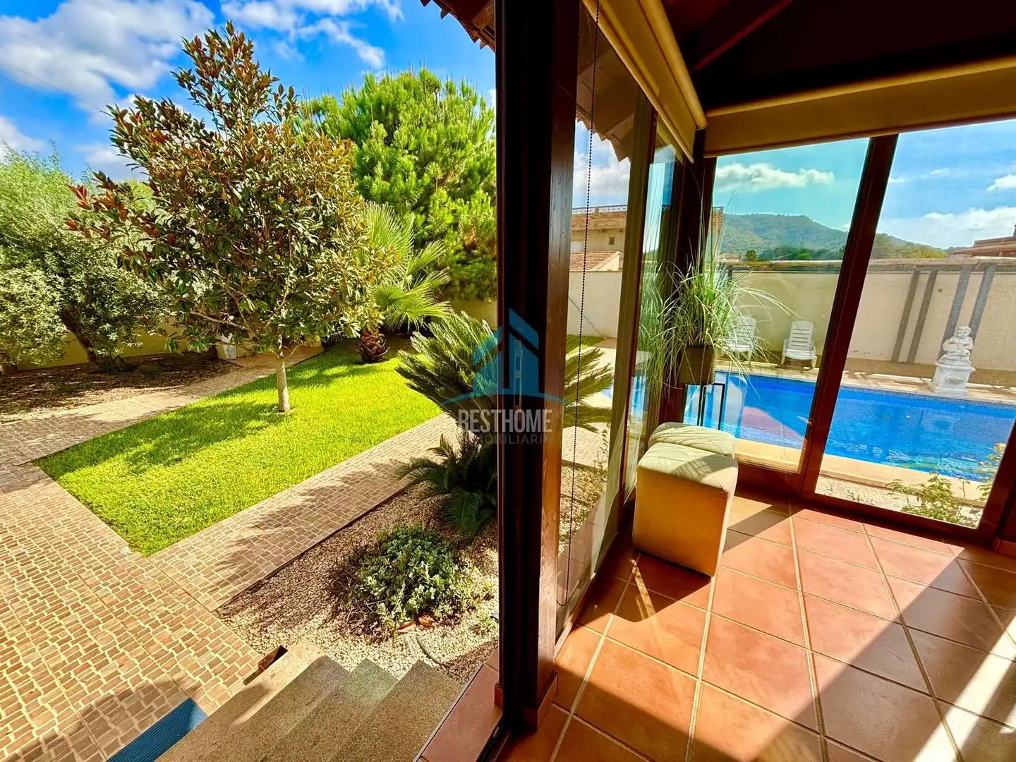 Vista exterior de Casa o xalet en venda en Palma de Gandia amb Calefacció, Jardí privat i Terrassa
