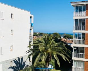 Vista exterior de Apartament en venda en Cambrils amb Calefacció, Parquet i Terrassa