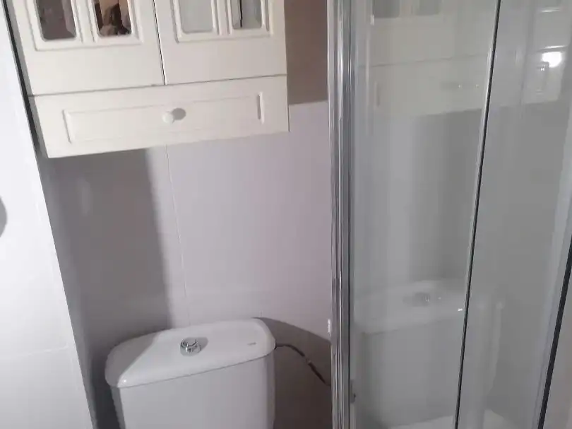Badezimmer von Wohnung zur Miete in Castellón de la Plana / Castelló de la Plana mit Terrasse, Abstellraum und Möbliert