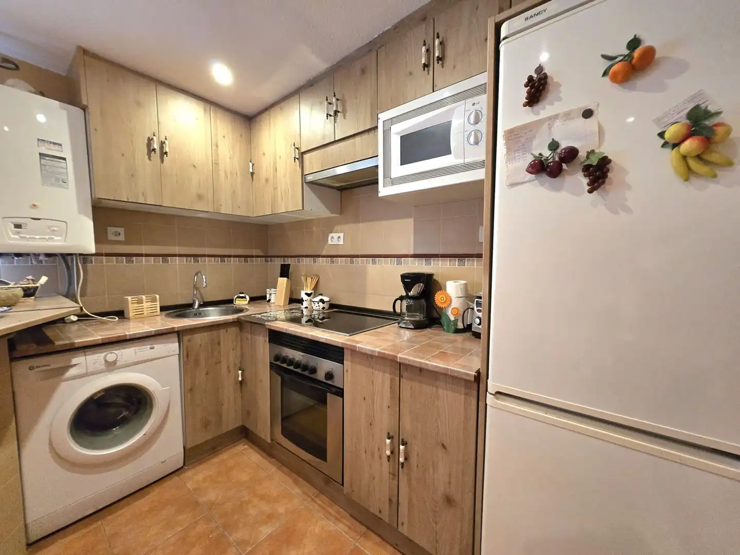 Kitchen of Detached homes for sale in Almonacid de Zorita  with Air Conditioner, Heating and Private garden