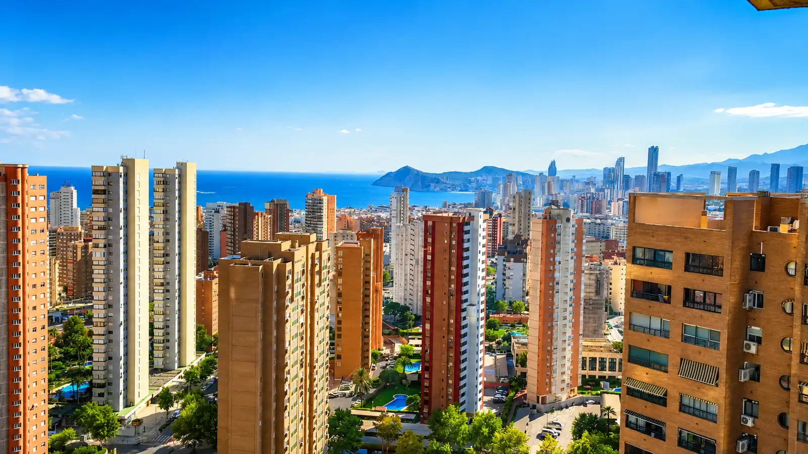 Vista exterior de Pis en venda en Benidorm amb Aire condicionat, Calefacció i Moblat