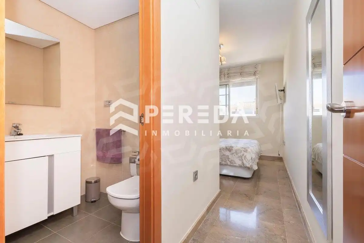 Bedroom of Apartments for sale in Roquetas de Mar  with Terrace, Furnished and Community pool