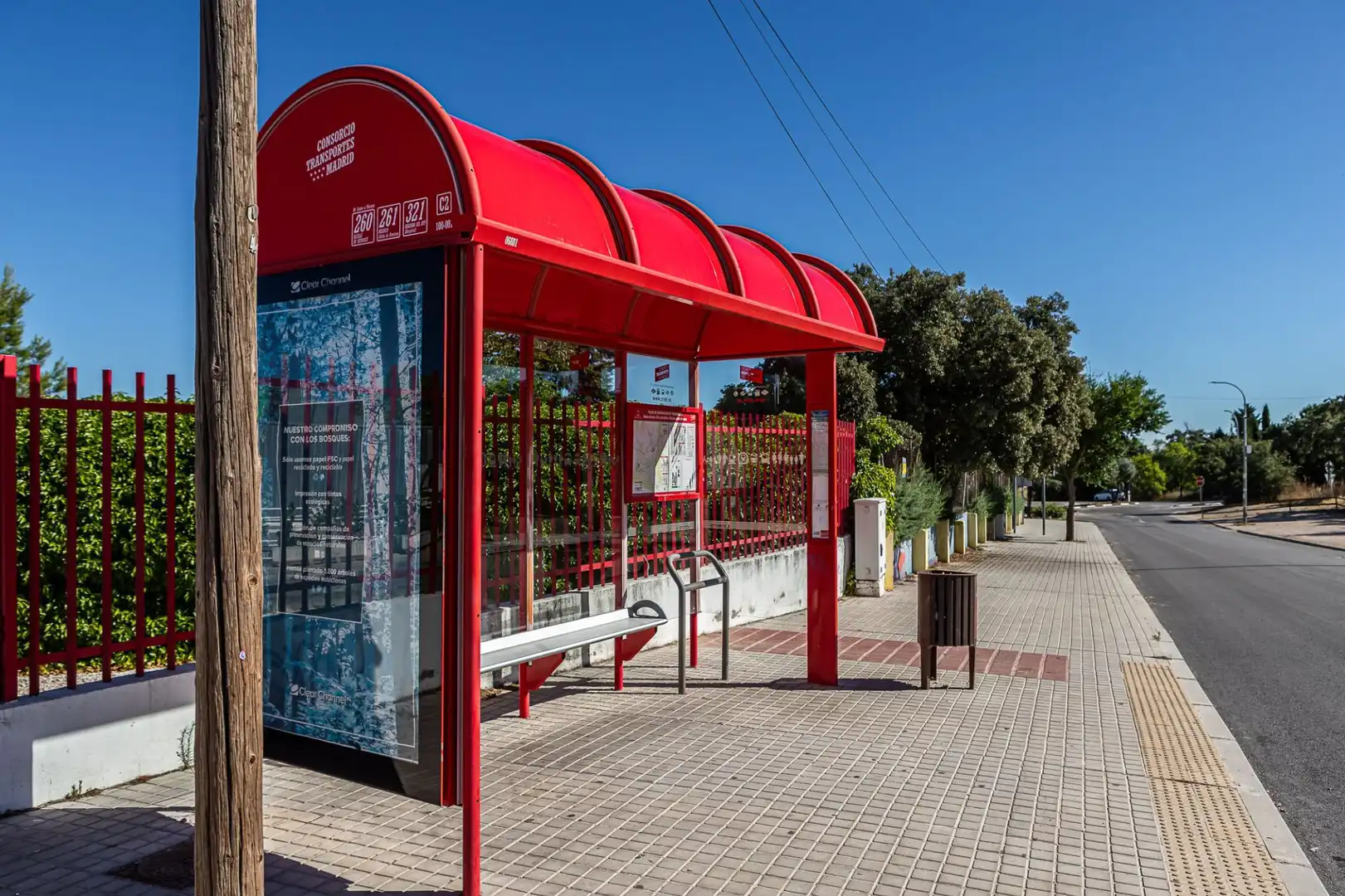 Vista exterior de Casa o xalet en venda en Nuevo Baztán amb Aire condicionat, Calefacció i Jardí privat