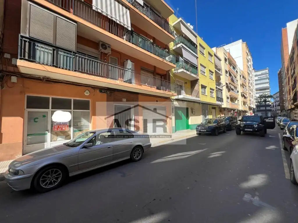 Local comercial en venda a Calle Doctor Just, imagen 2