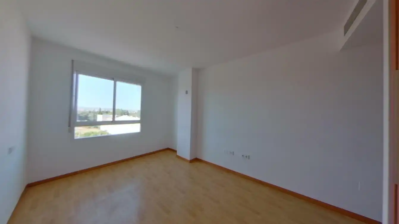 Habitación de Dúplex en venta en Murcia con Terraza y Balcón