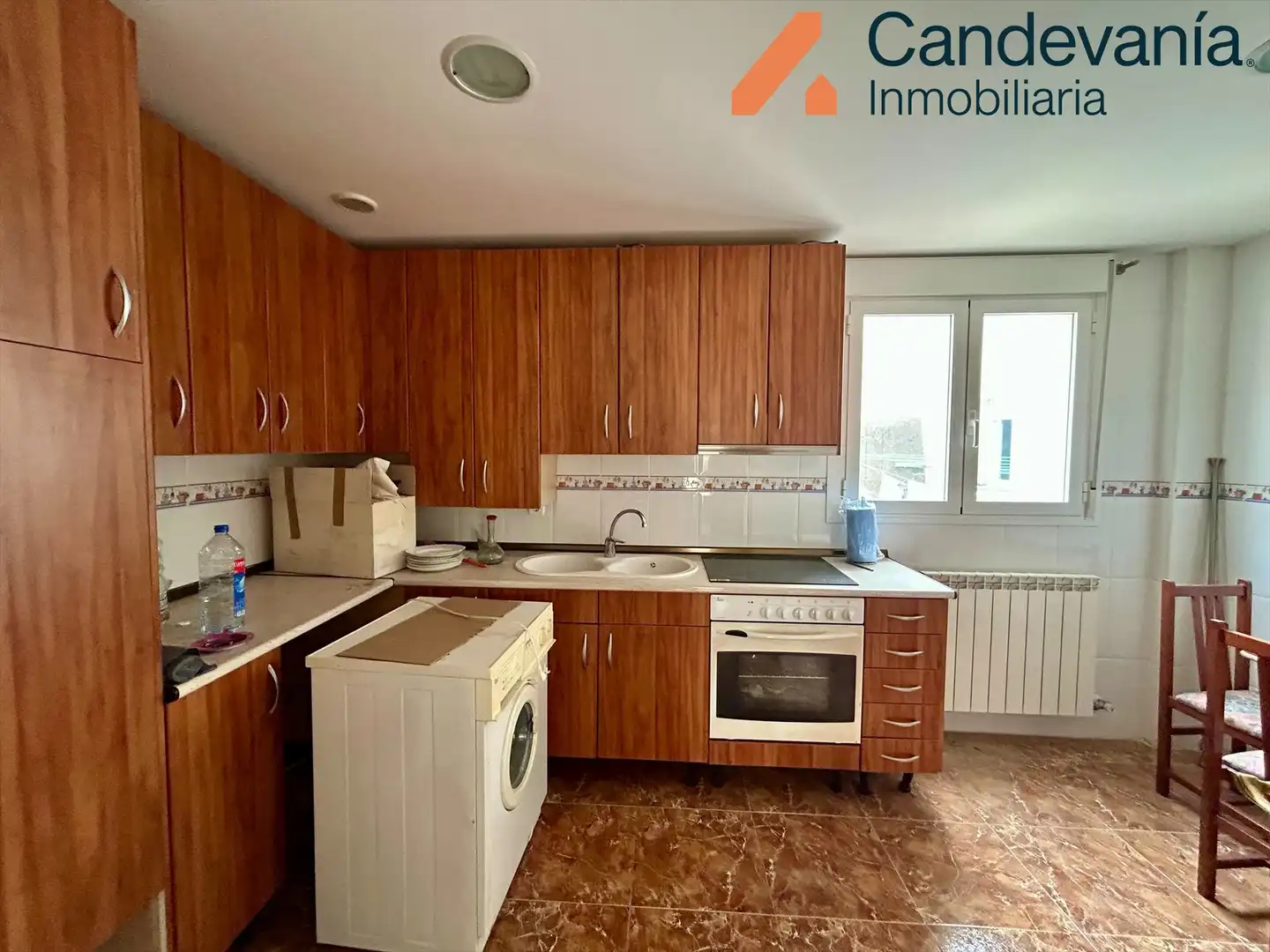 Cocina de Piso en venta en San Mateo de Gállego con Calefacción y Trastero
