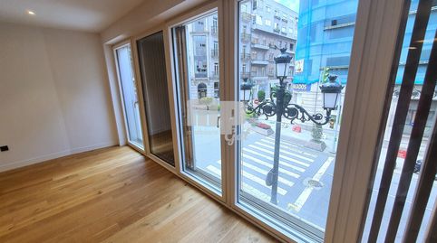 Foto 2 de Piso en venta en Rúa Colón, Centro - Areal, Vigo