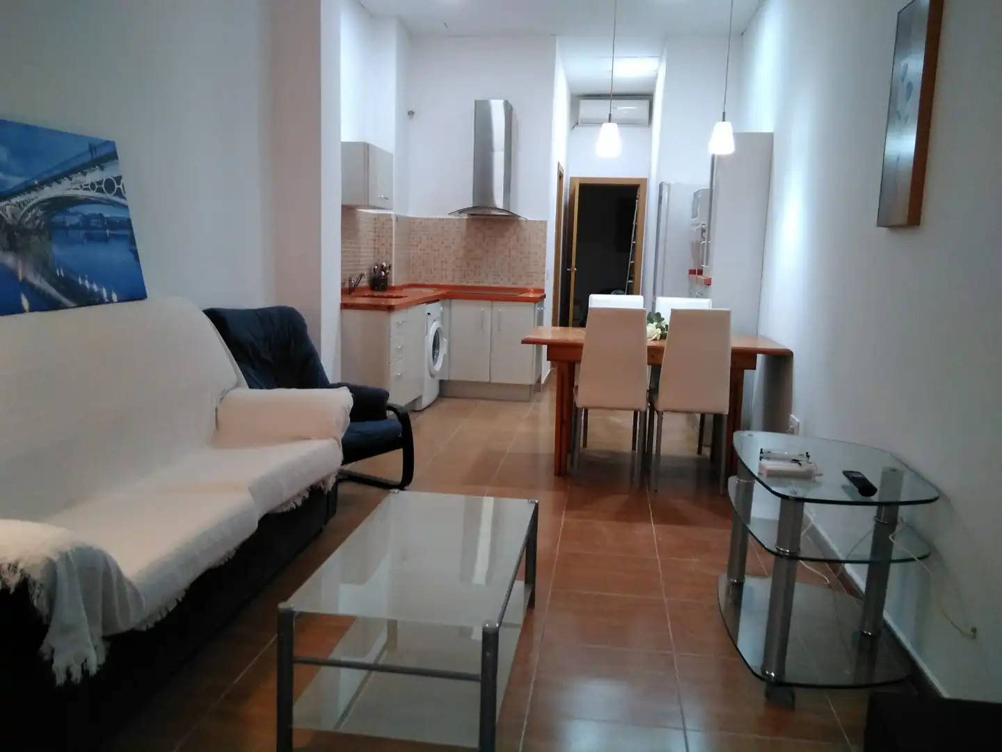 Sala de estar de Apartamento de alquiler en  Sevilla Capital con Aire acondicionado, Calefacción y Amueblado