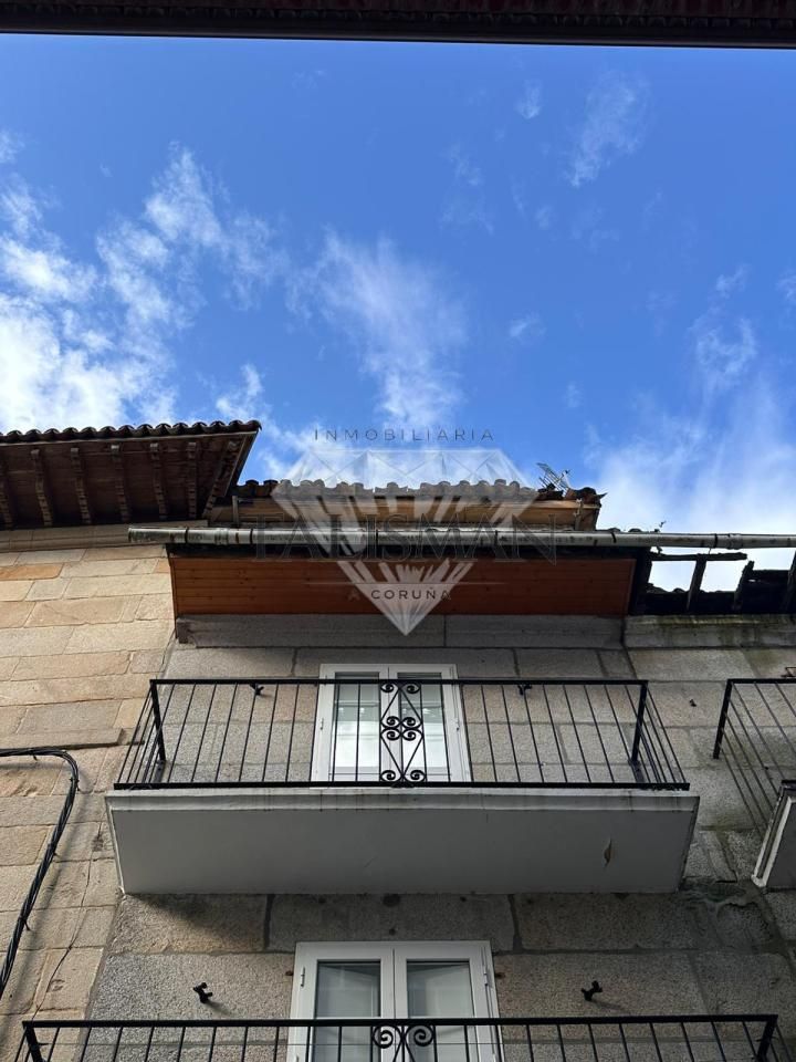 Exterior view of Duplex for sale in Tui  with Balcony