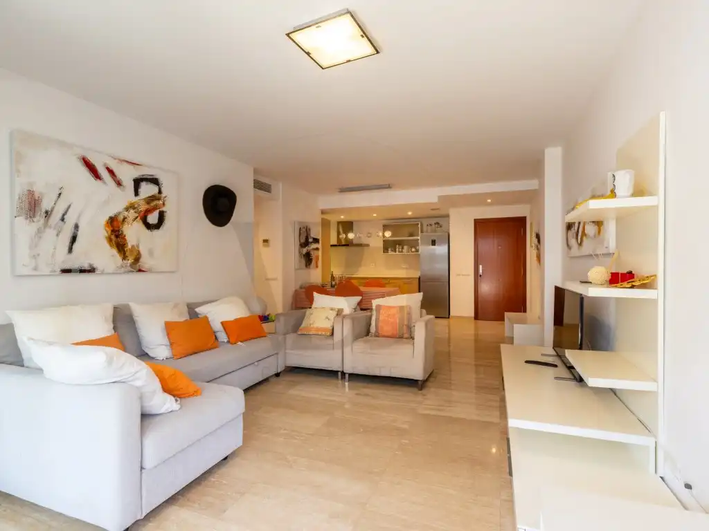 Sala de estar de Apartamento de alquiler en Eivissa con Aire acondicionado, Terraza y Piscina comunitaria