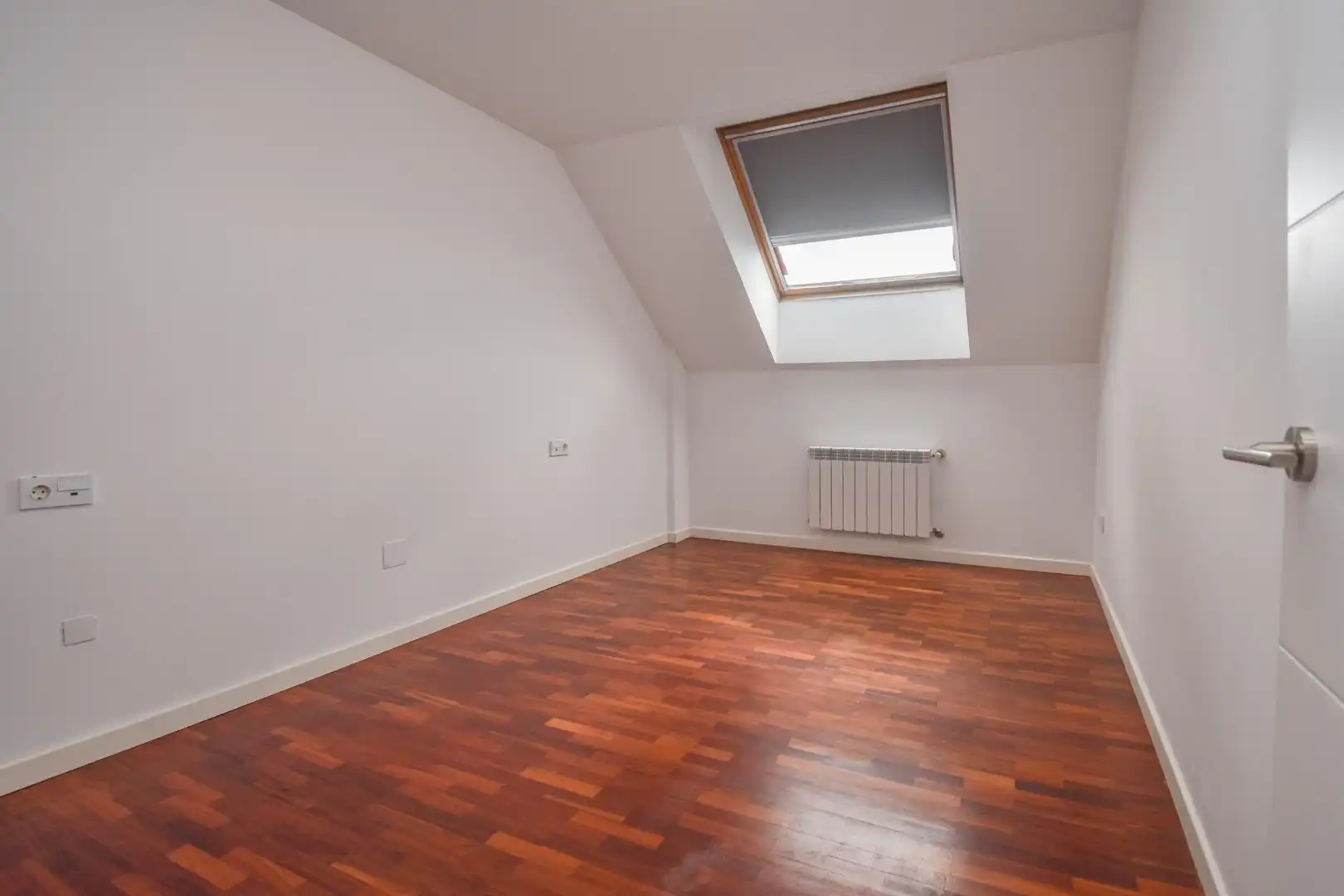 Àtic de lloguer en Cambre  amb Calefacció, Parquet i Terrassa