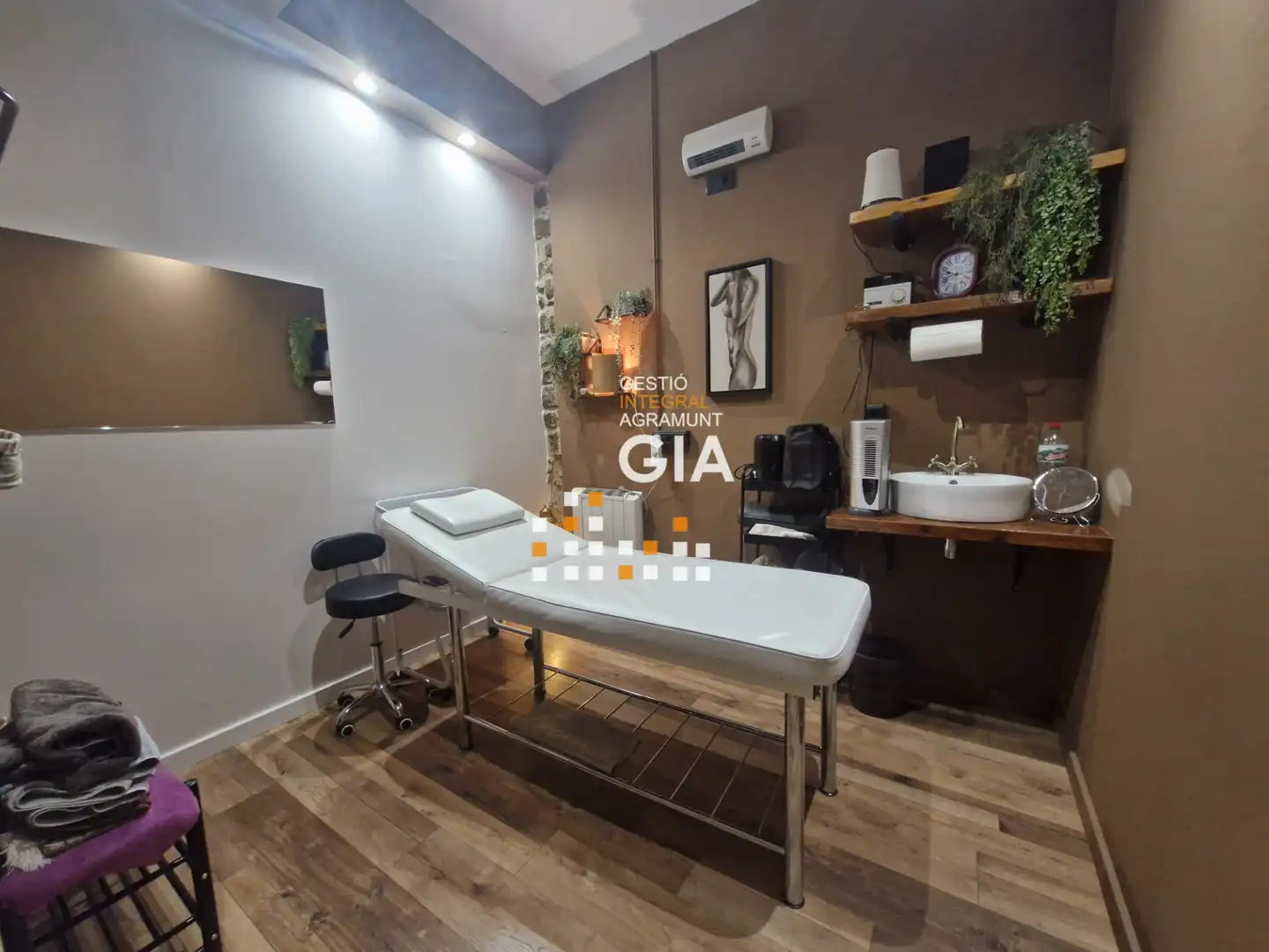 Local comercial en traspàs a Carrer d'Àngel Guimerà 13, imagen 7