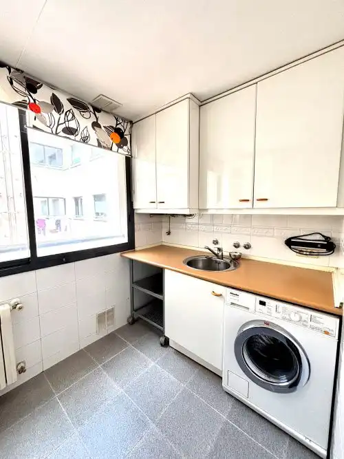 Kitchen of Flat for rent in Madrid  with Heating, Parquet flooring and Terrace