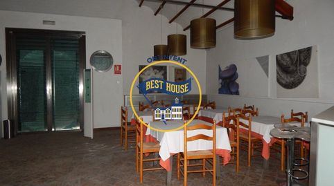 OPORTUNIDAD RESTAURANTE EN VENTA CON CASA EN BOCAIRENT
