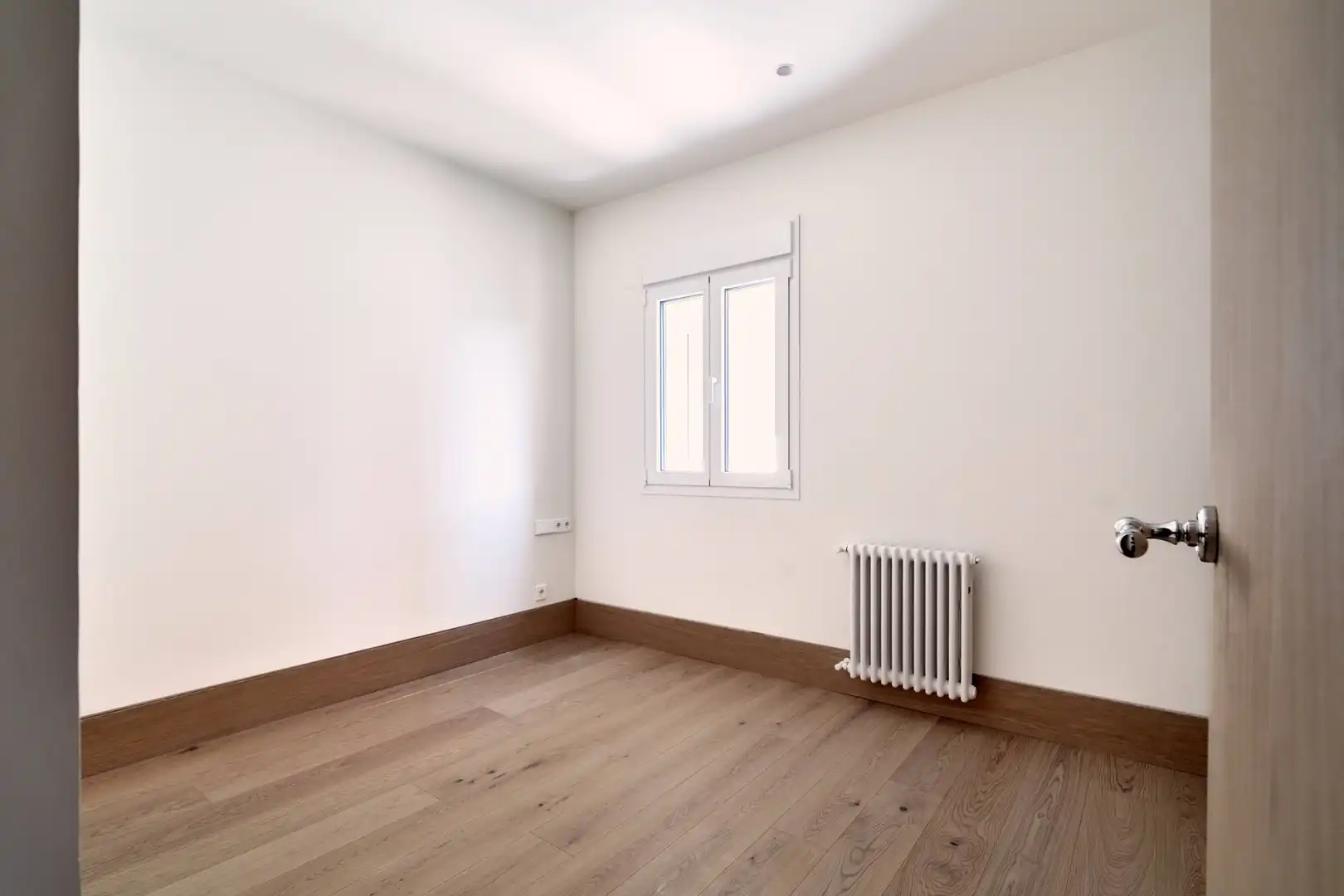 Habitación de Piso en venta en Madrid con Terraza y Trastero
