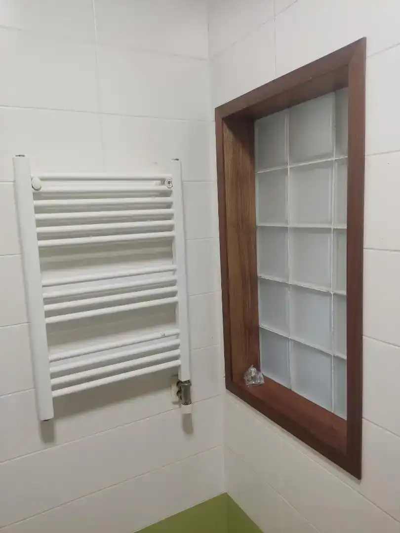 Bathroom of Flat for sale in Argentona  with Air Conditioner