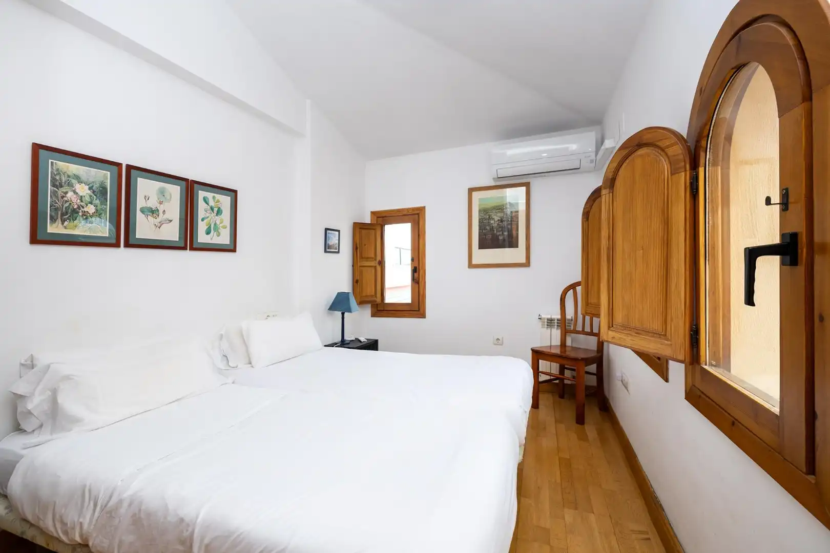 Bedroom of Attic for sale in Granada  with Air Conditioner, Heating and Terrace