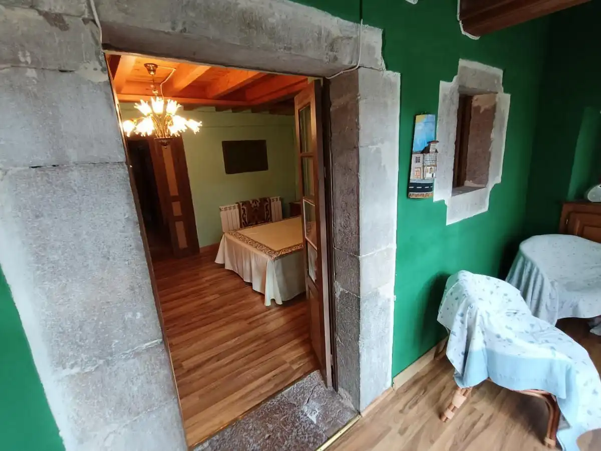 Einfamilien-Reihenhaus zum Verkauf in Peñamellera Alta mit Heizung, Privatgarten und Terrasse