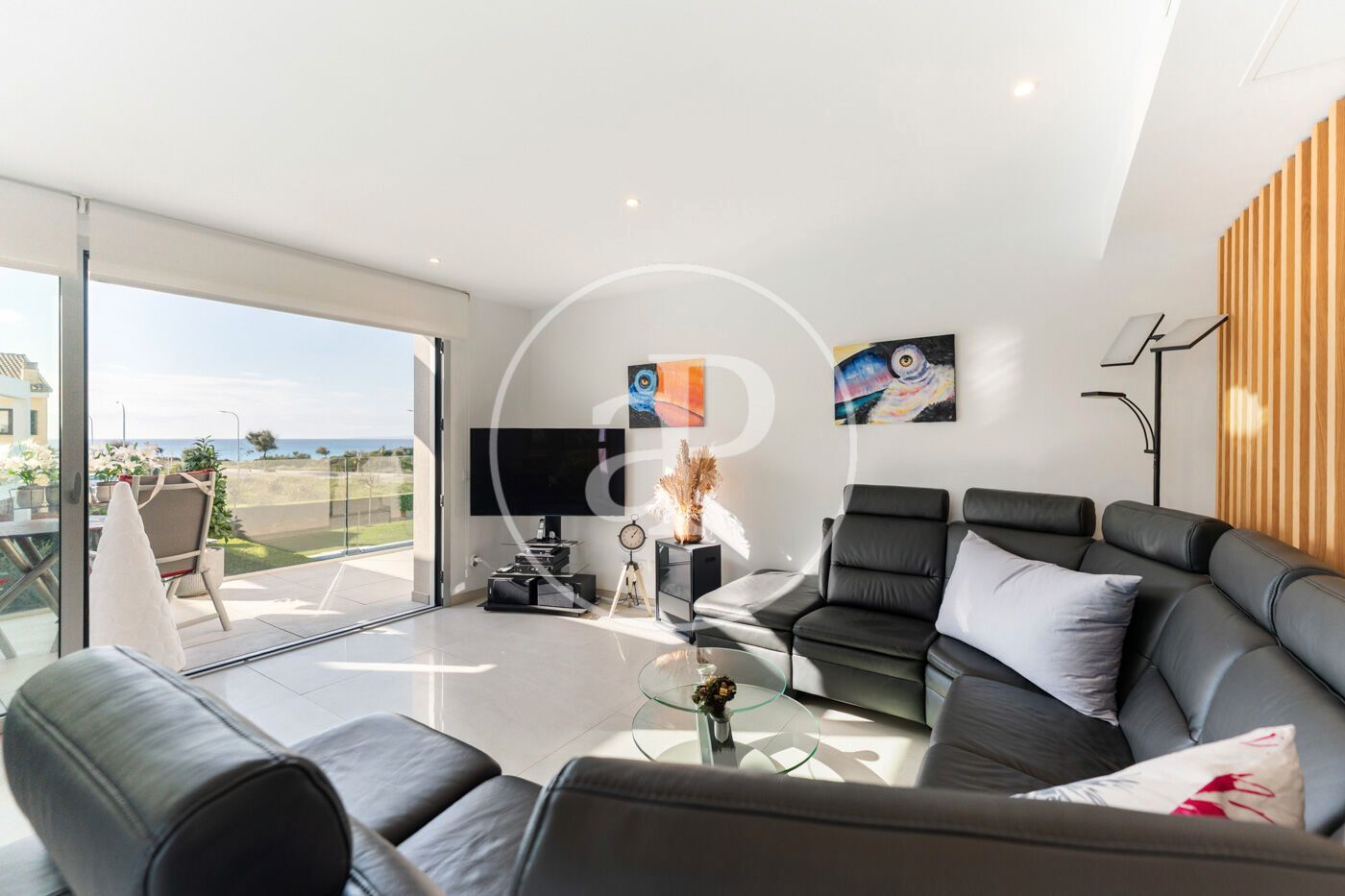 Sala d'estar de Casa adosada en venda en  Palma de Mallorca amb Aire condicionat, Calefacció i Jardí privat