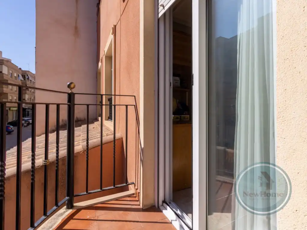 Casa adosada en venta en Crevillent