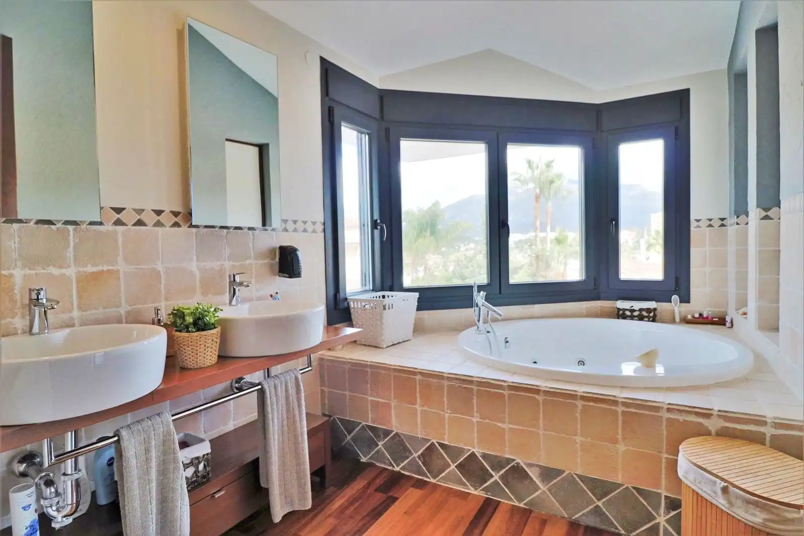 Villa con piscina in vendita a Nueva Andalucía, imagen 25