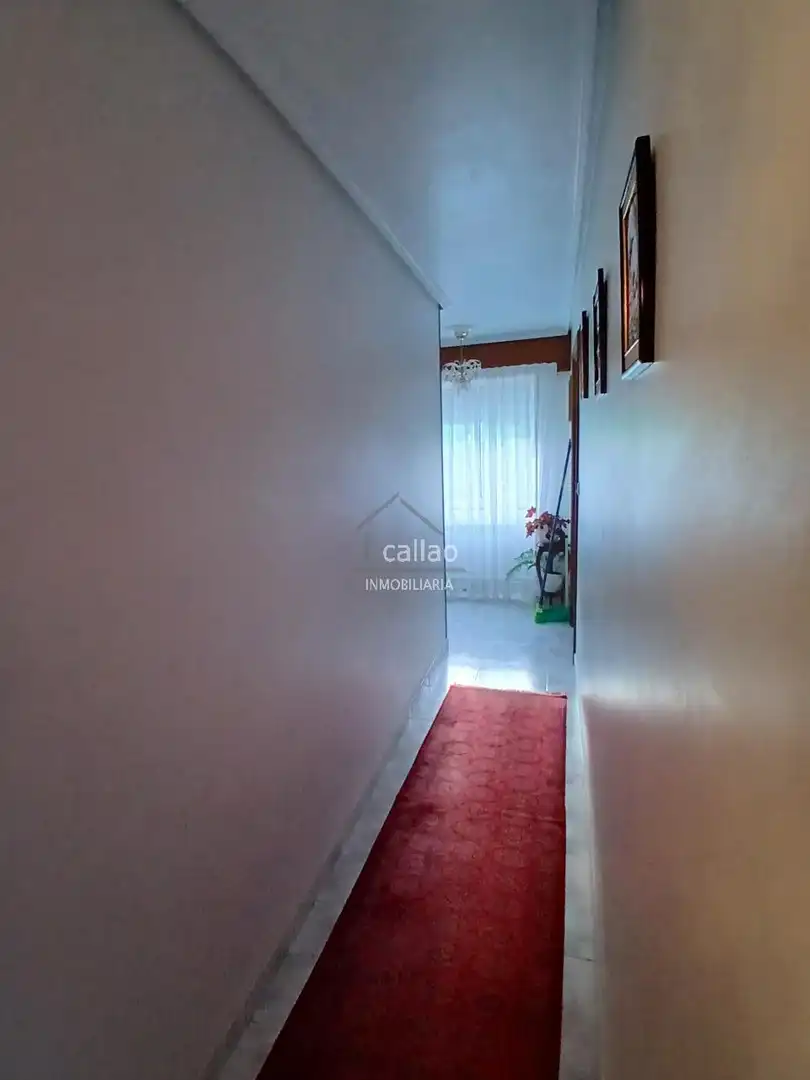 Casa adosada en venda en Ferrol amb Calefacció, Jardí privat i Traster