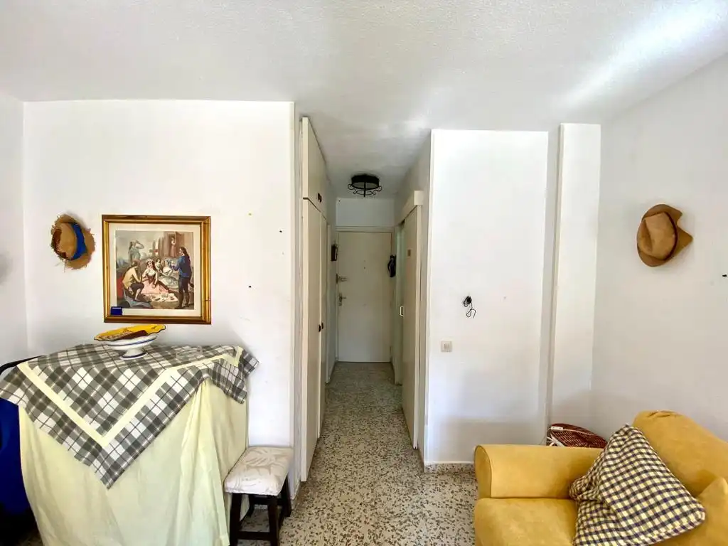 Estudio en venta en Benalmádena con Terraza y Amueblado