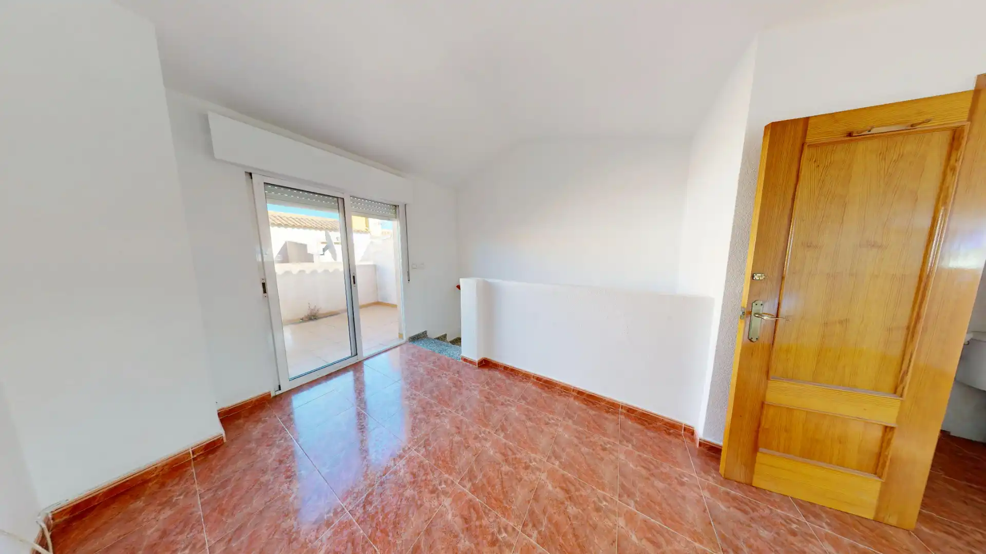 Dormitori de Casa adosada en venda en Orihuela amb Jardí privat, Terrassa i Balcó
