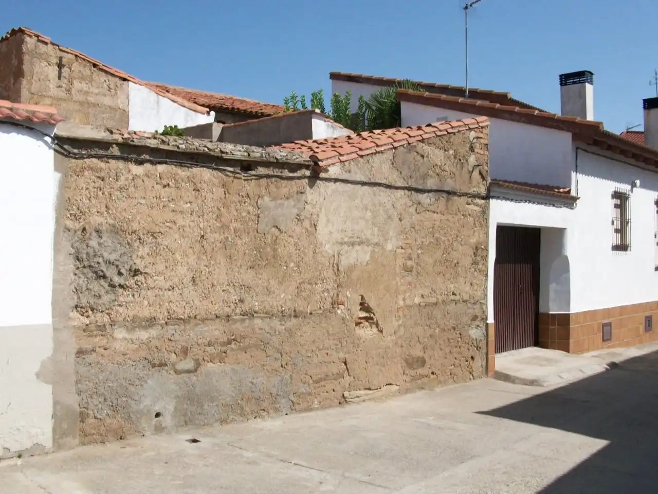 Exterior view of Residential for sale in Monroy