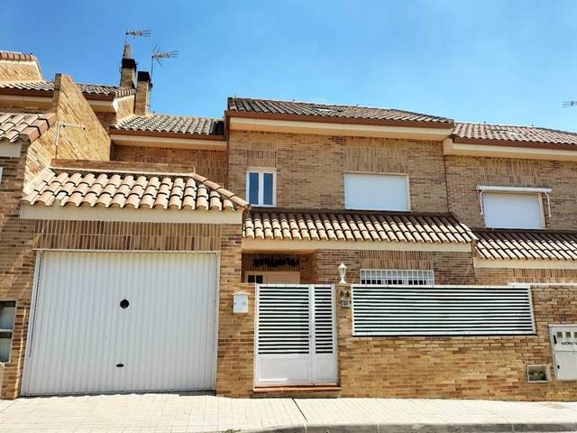 Casa-chalet en Venta en Ciudad Real en Yuncos