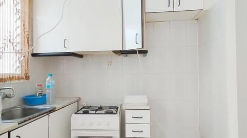 Foto 2 de Pis en venda a Carrer de Les Carretes, El Raval, Barcelona