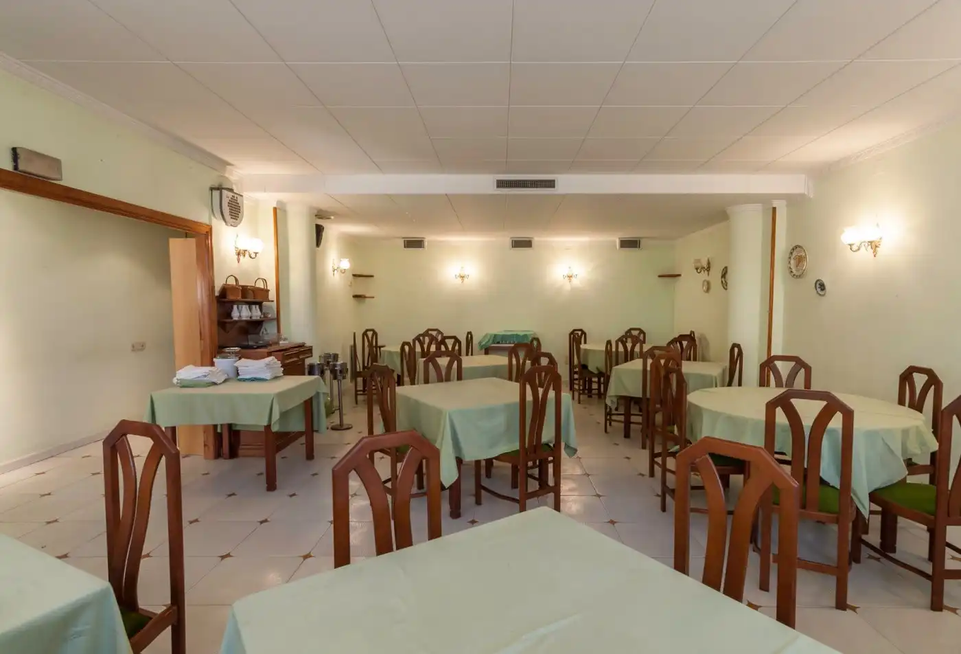 Business premises for sale in Calle CASTILLA LEÓN, imagen 7