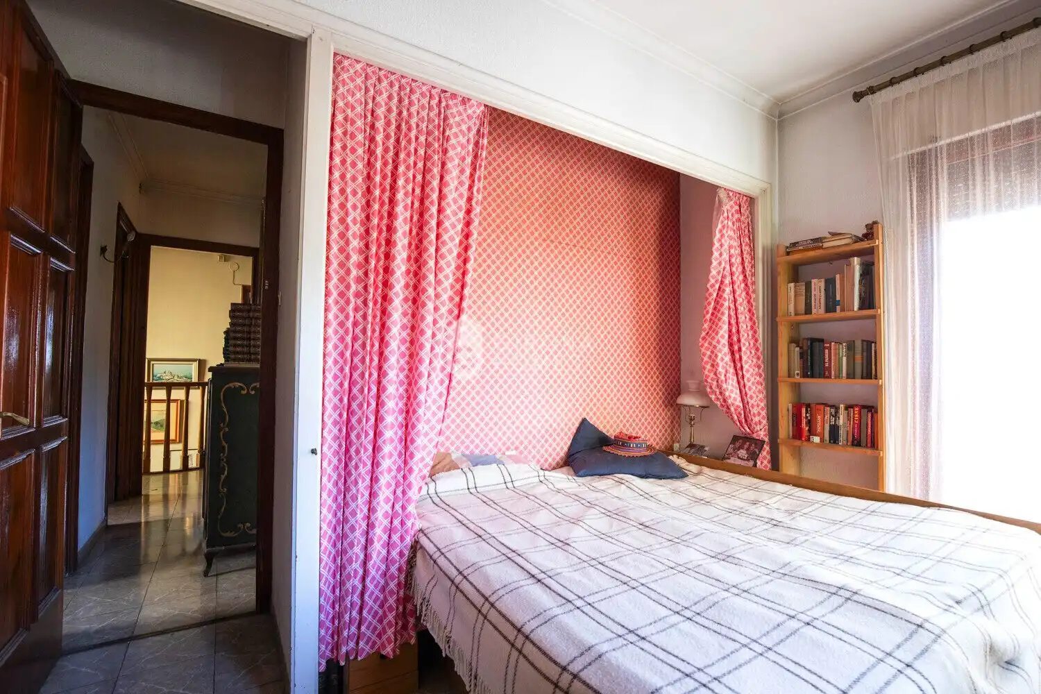 Habitación de Casa o chalet en venta en Girona con Aire acondicionado, Calefacción y Jardín privado