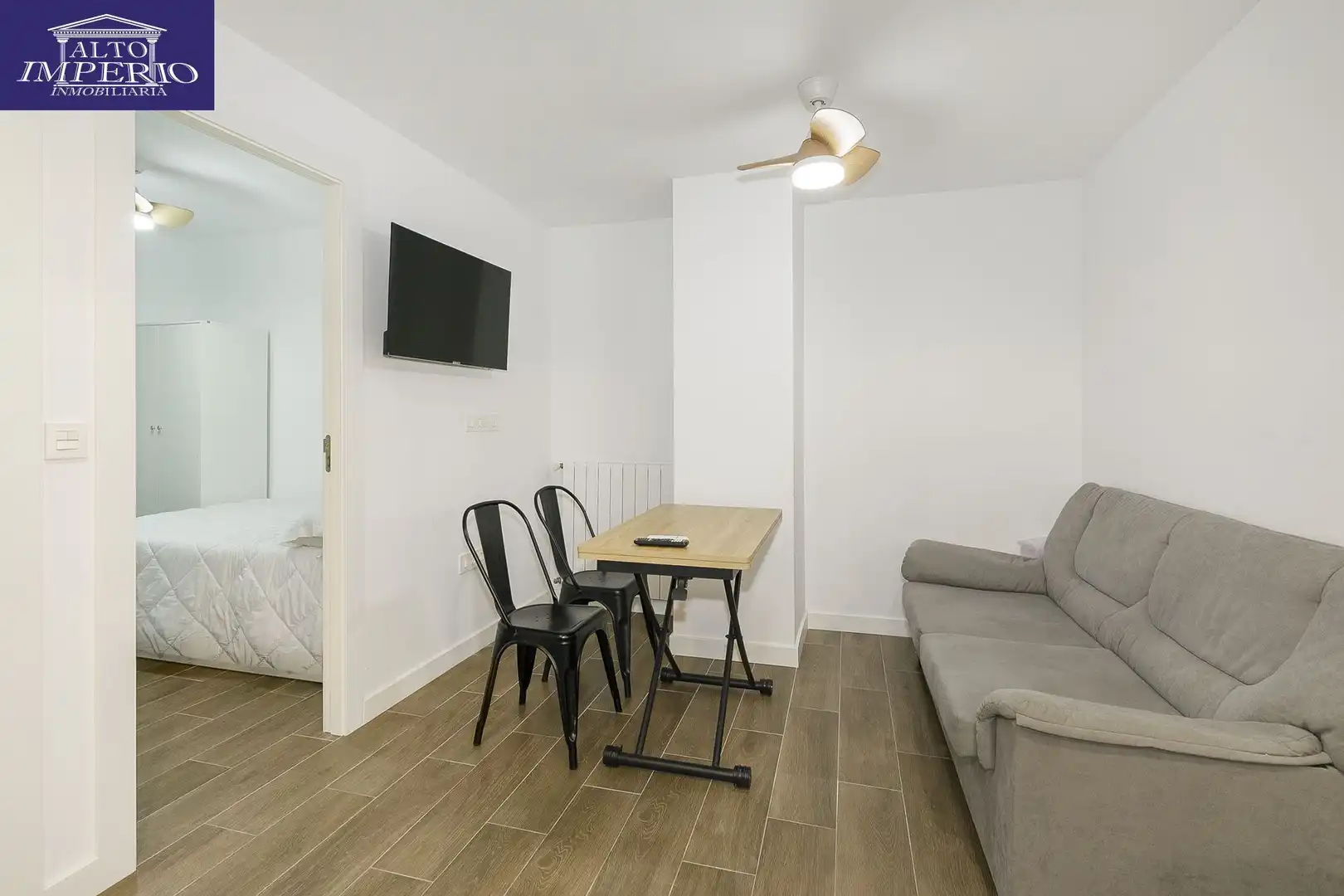 Apartamento en venta en Granada