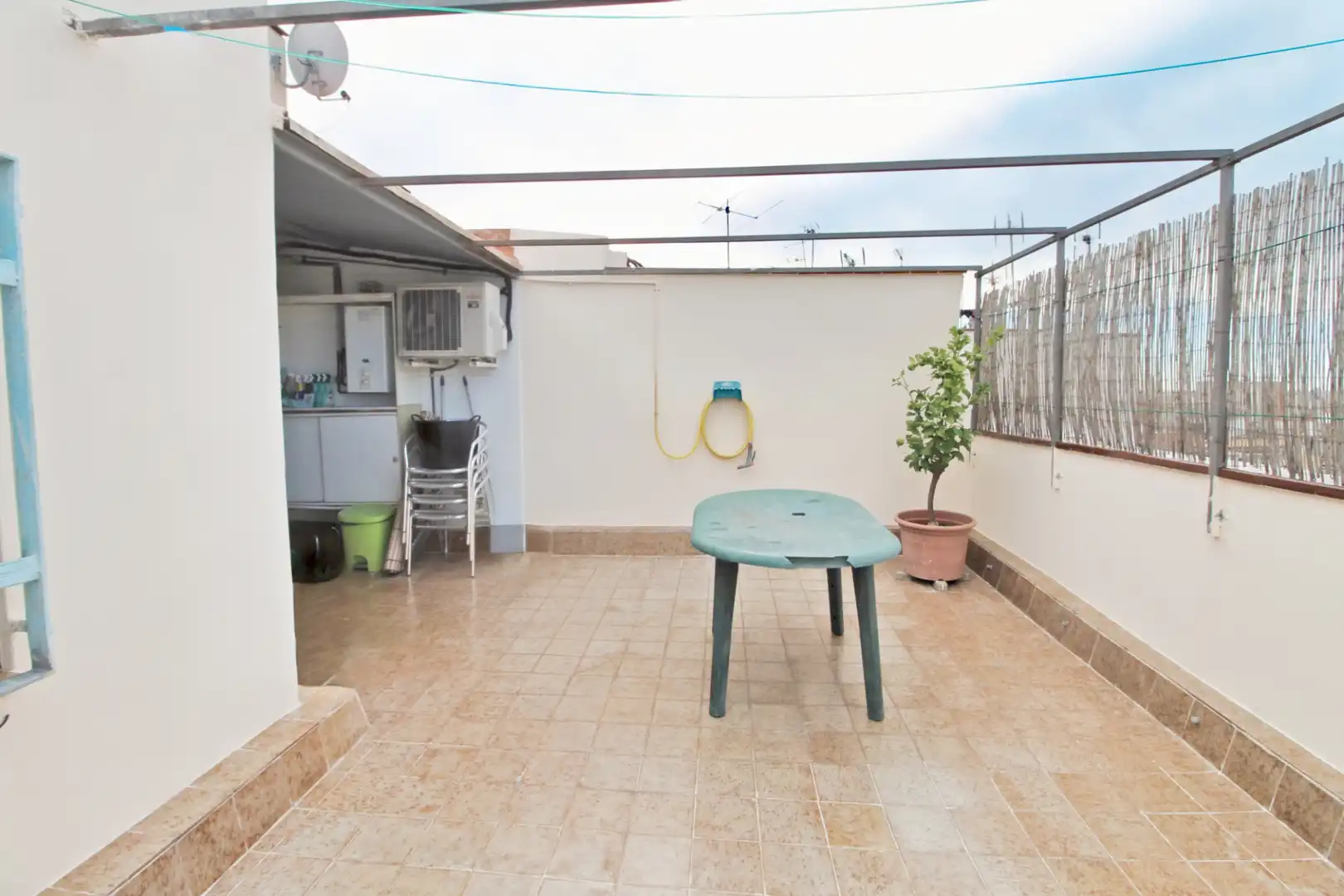 Terrasse von Dachboden zum Verkauf in L'Hospitalet de Llobregat mit Klimaanlage, Heizung und Terrasse